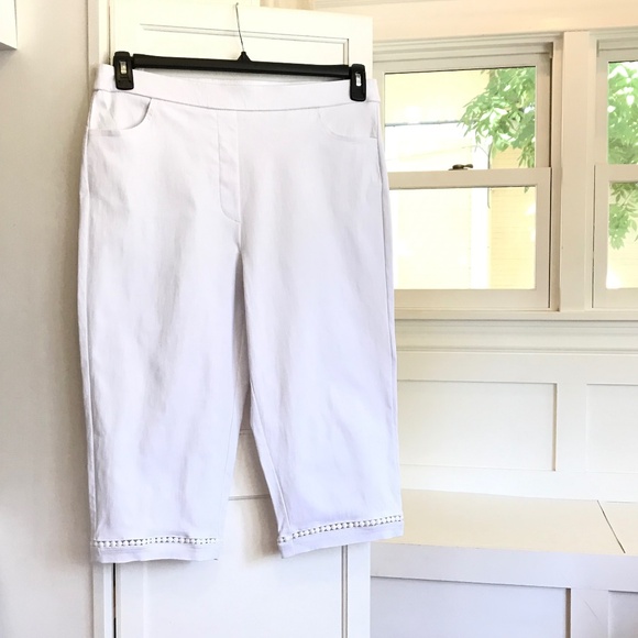 ALFRED DUNNER Capri Pants Cropped White Pull On Flat Front Women’s Plus Size 14 - Picture 1 of 15